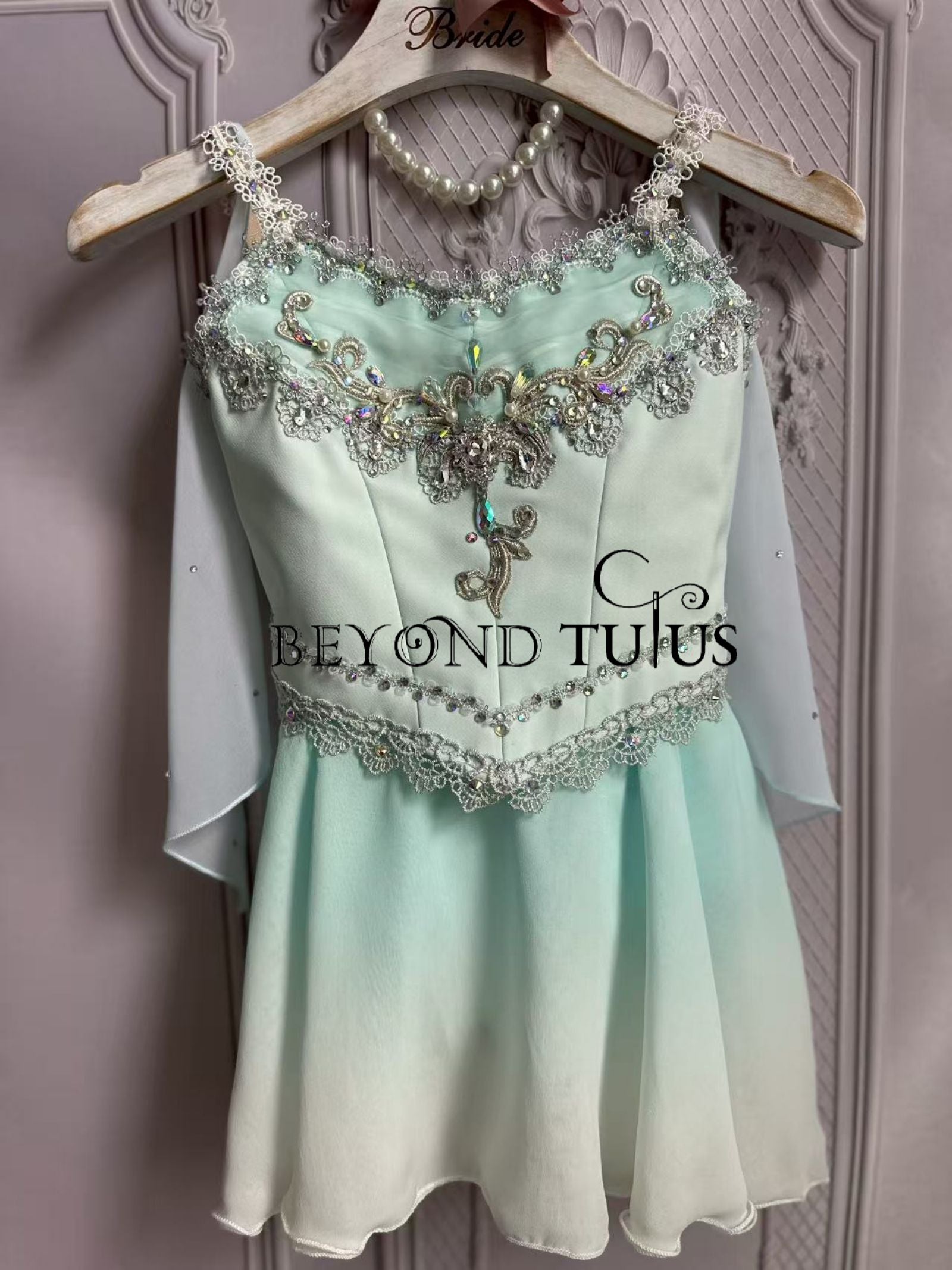 Green Ombre Talisman Costume