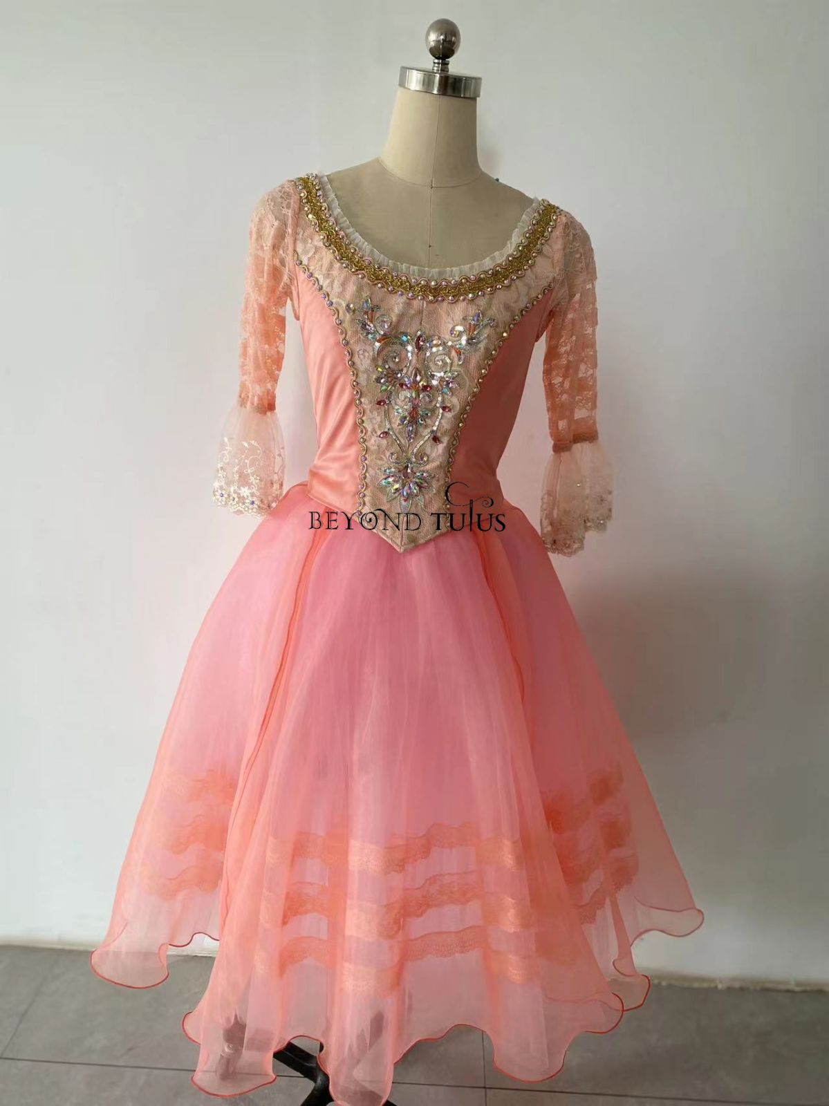 Swan Lake Pas de Trois Costume 01Pas De Trois costume pink