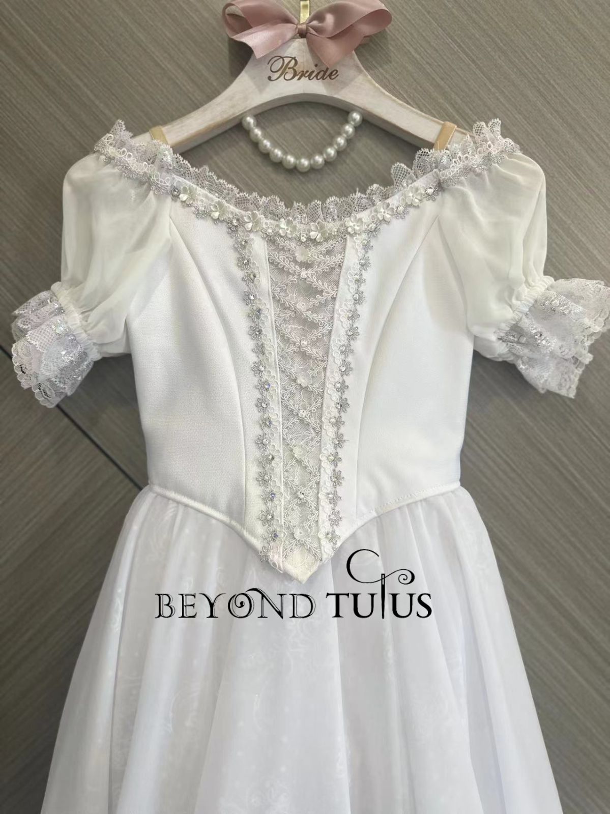 White romantic dress 2505