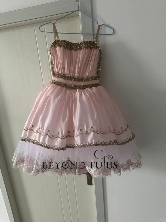 Le Reveil de Flore Tutu 002